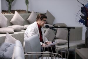 photo_5875015597773931141_y